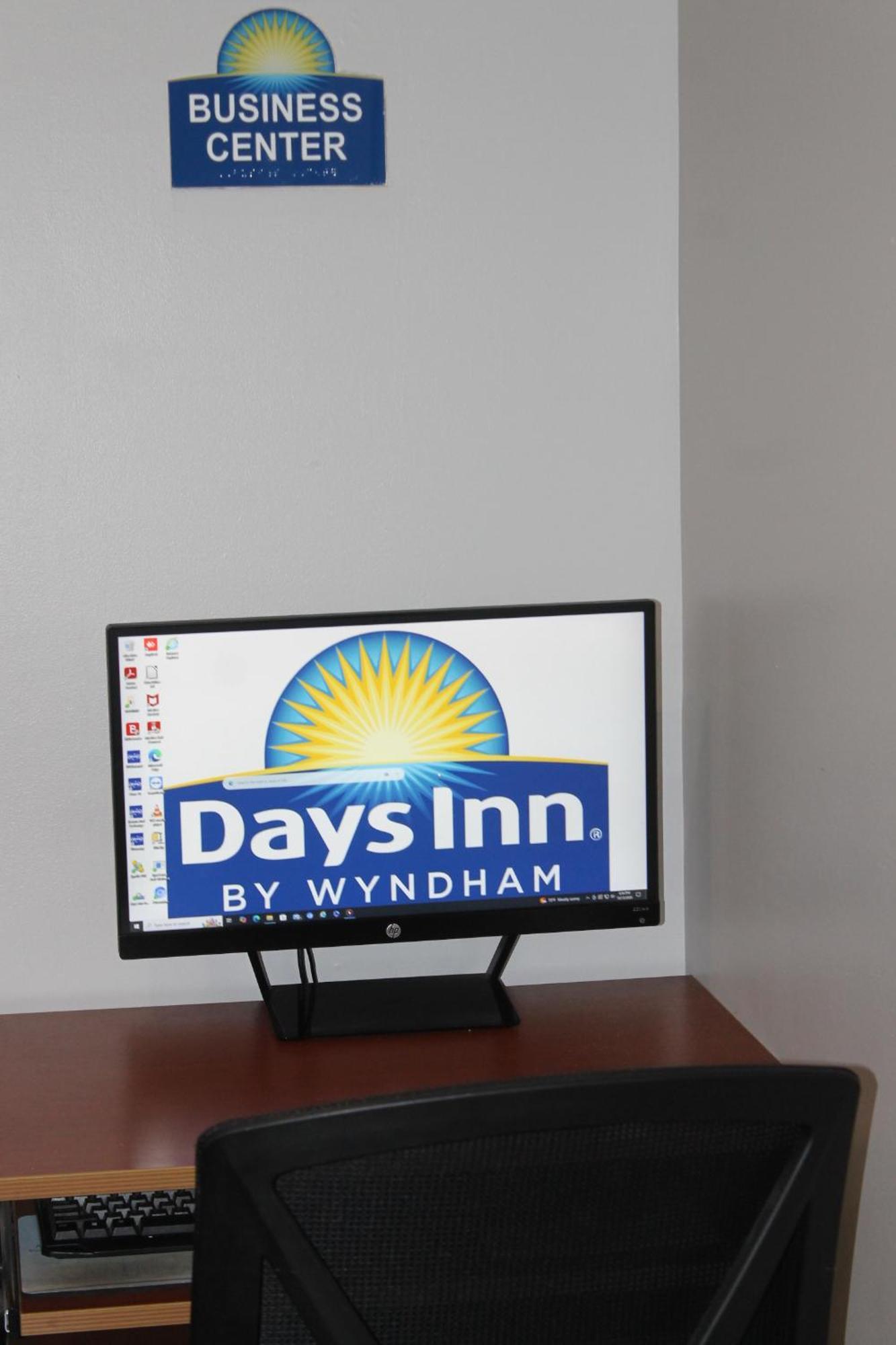 Days Inn By Wyndham Budd Lake Dış mekan fotoğraf